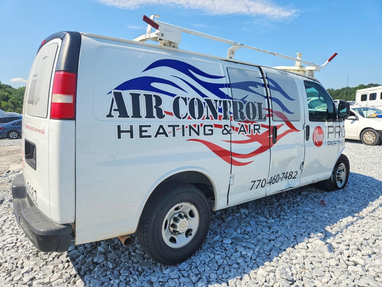 1GCWGFBA2B1107045 · 2011 CHEVROLET EXPRESS G2500 · 3/13