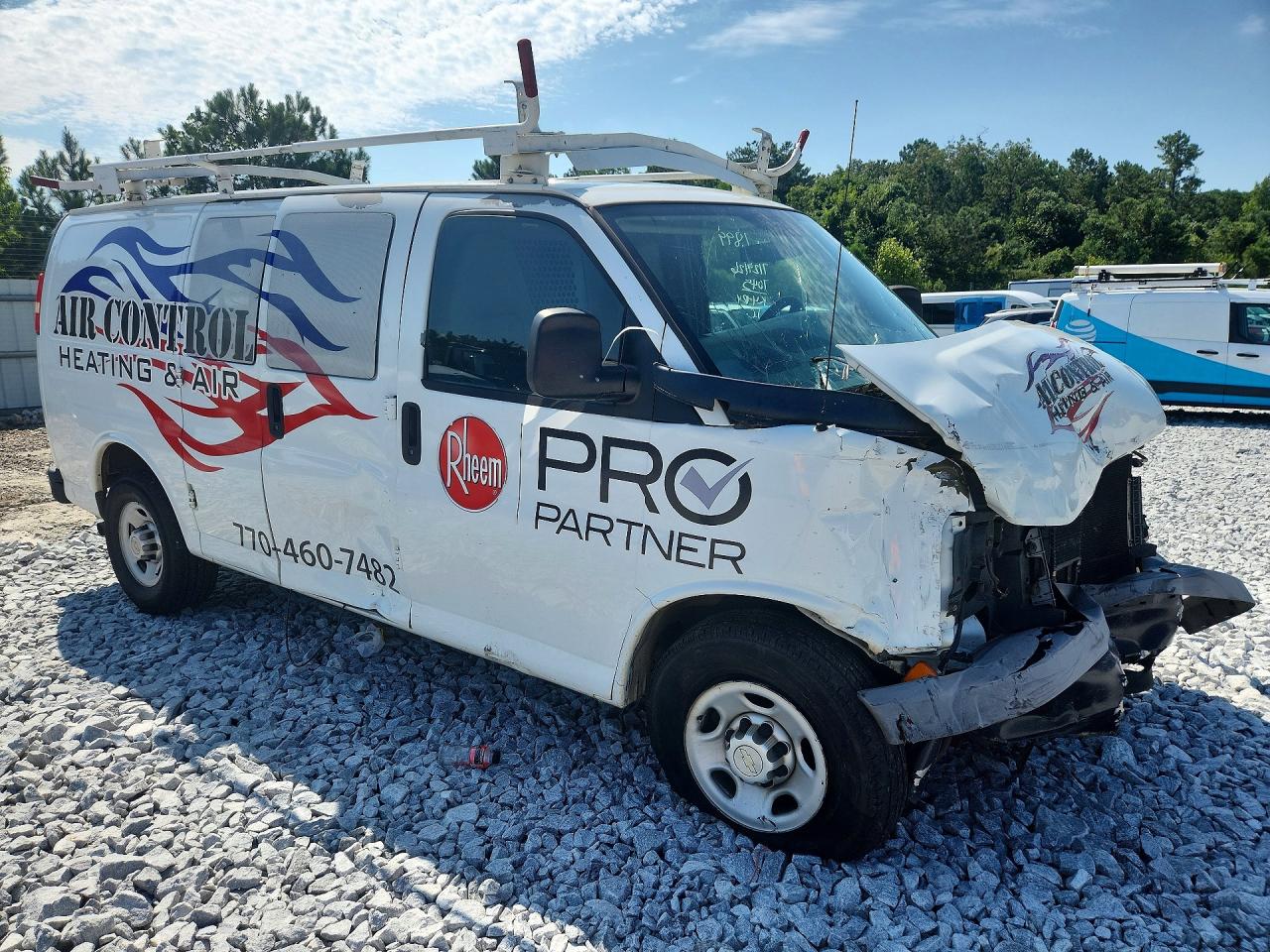 1GCWGFBA2B1107045 · 2011 CHEVROLET EXPRESS G2500 · 4/13