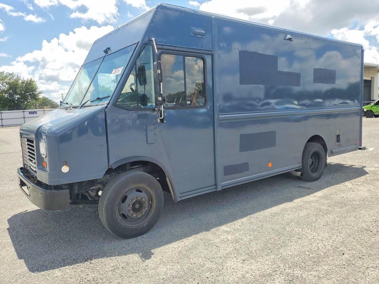 2020 FORD F59