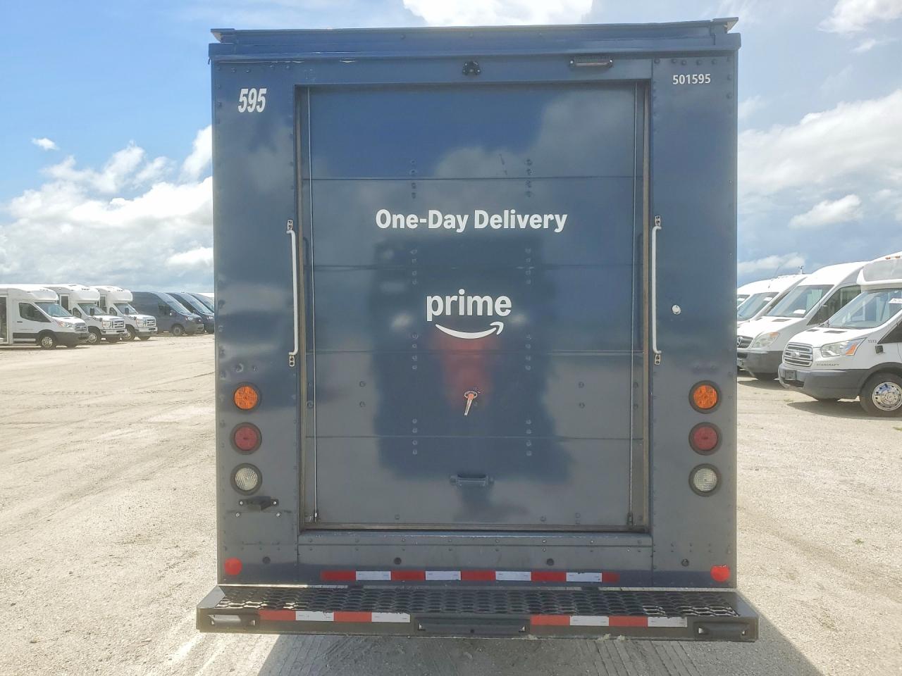 1FDDF6P88MKA82208 · 2021 FORD TRANSIT · 6/13