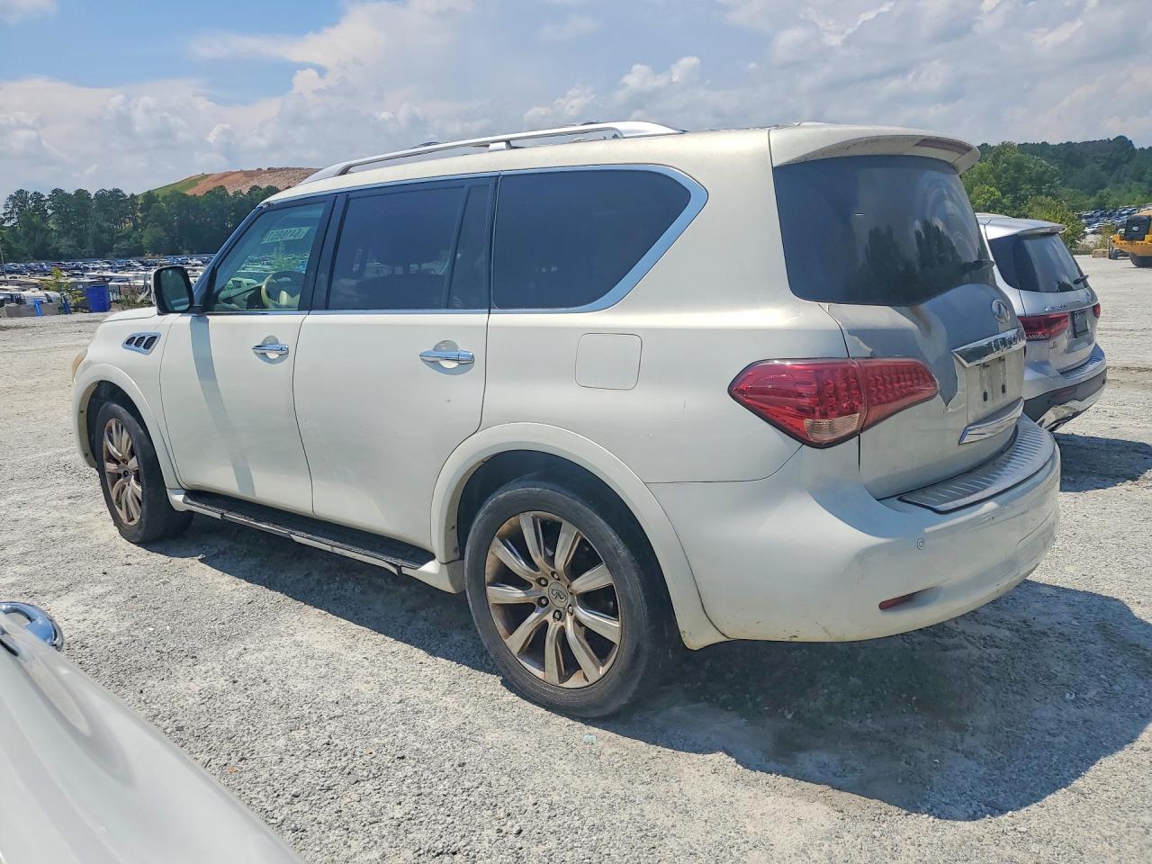JN8AZ2NF6C9516287 · 2012 INFINITI QX56 · 2/13