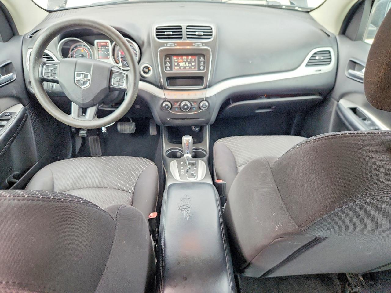 3C4PDCAB3FT511864 · 2015 DODGE JOURNEY · 8/12