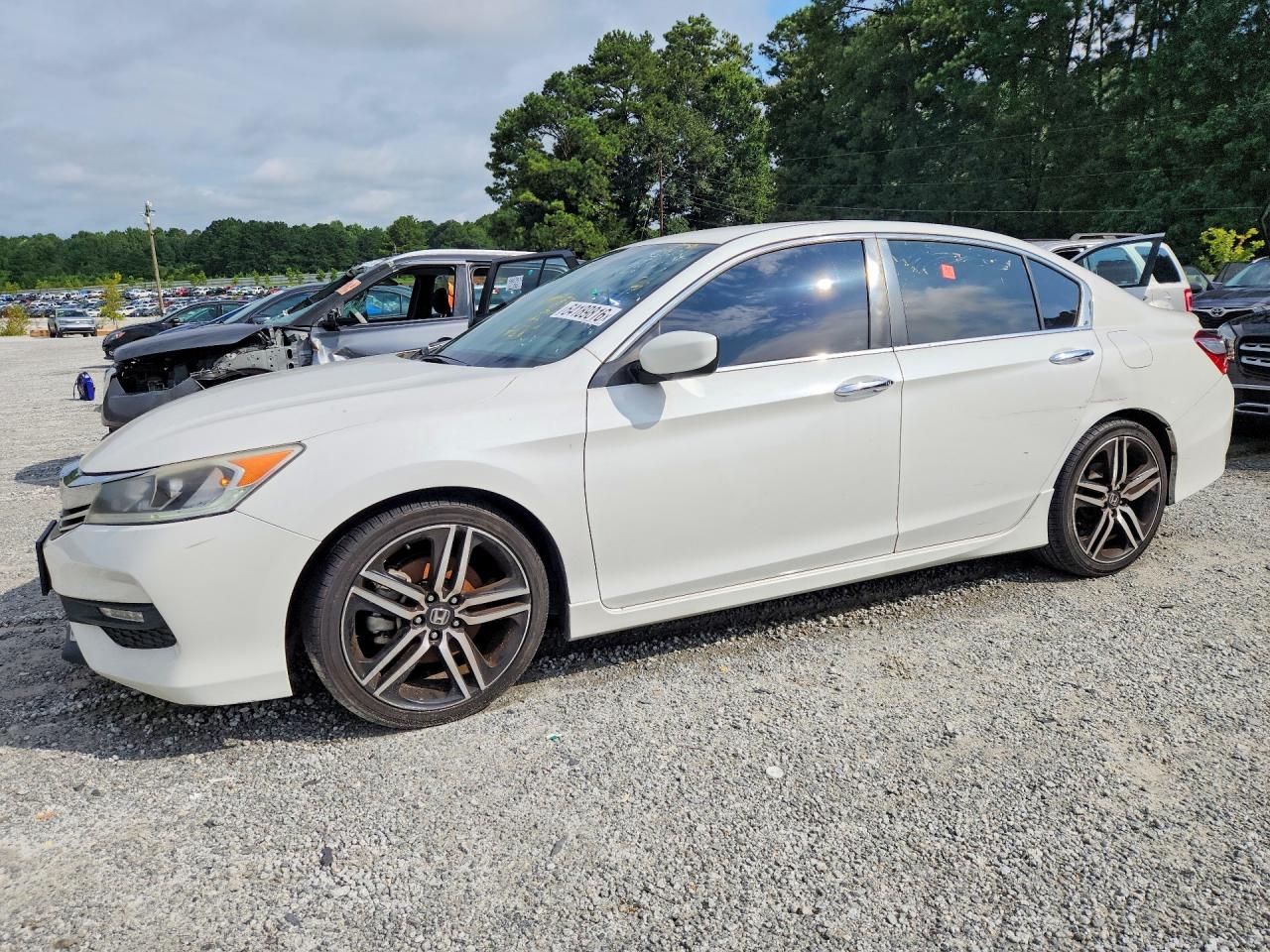 1HGCR2F51GA147354 · 2016 HONDA ACCORD