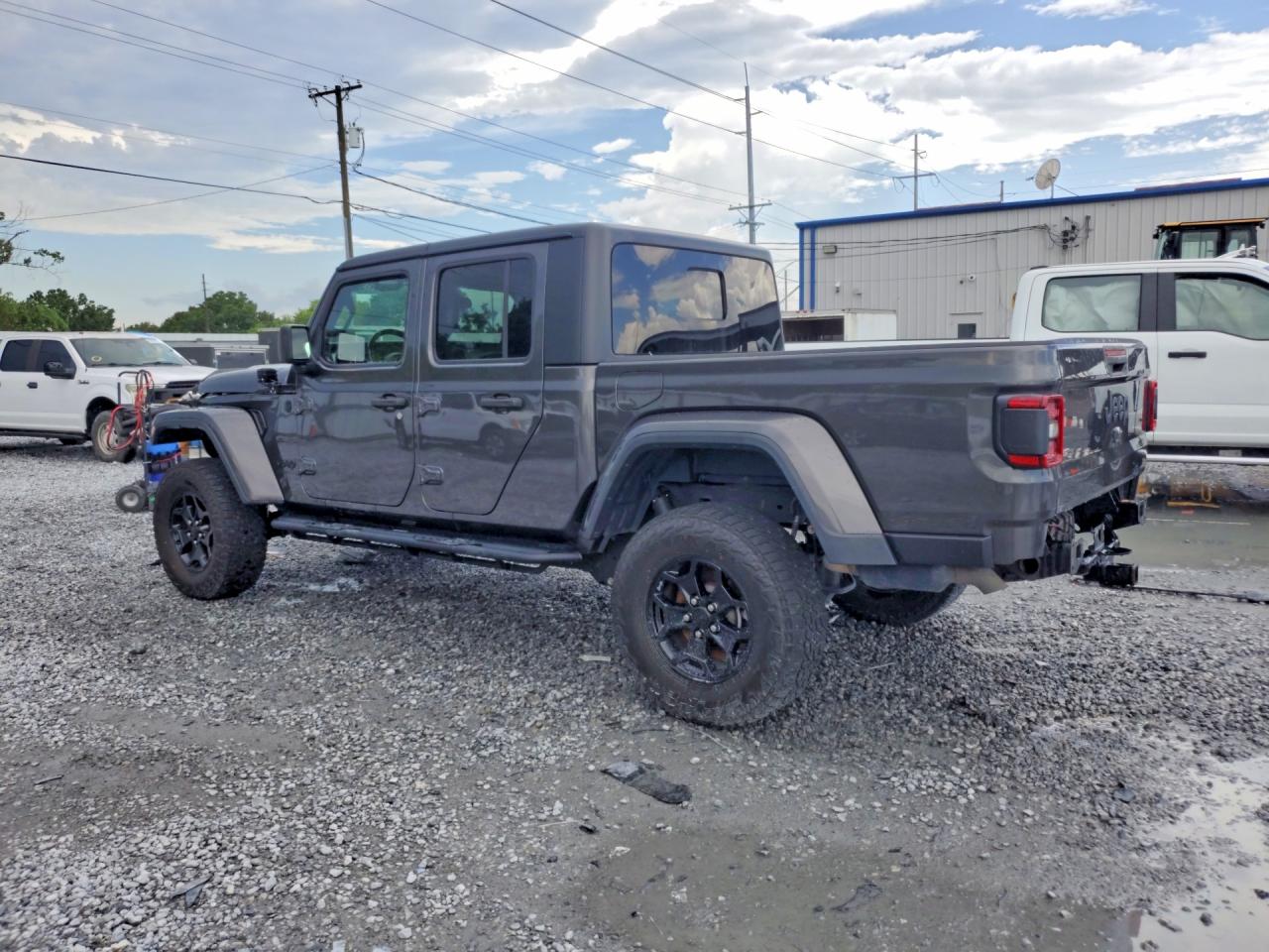 1C6HJTAG7ML552457 · 2021 JEEP GLADIATOR · 2/13