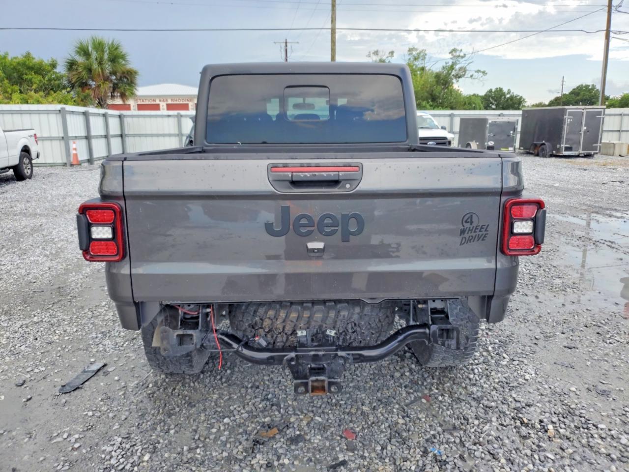 1C6HJTAG7ML552457 · 2021 JEEP GLADIATOR · 6/13
