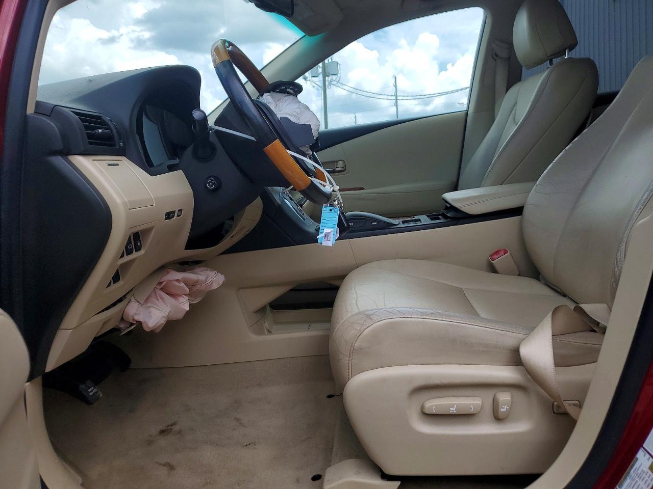 2T2ZK1BA7BC054090 · 2011 LEXUS RX · 7/13