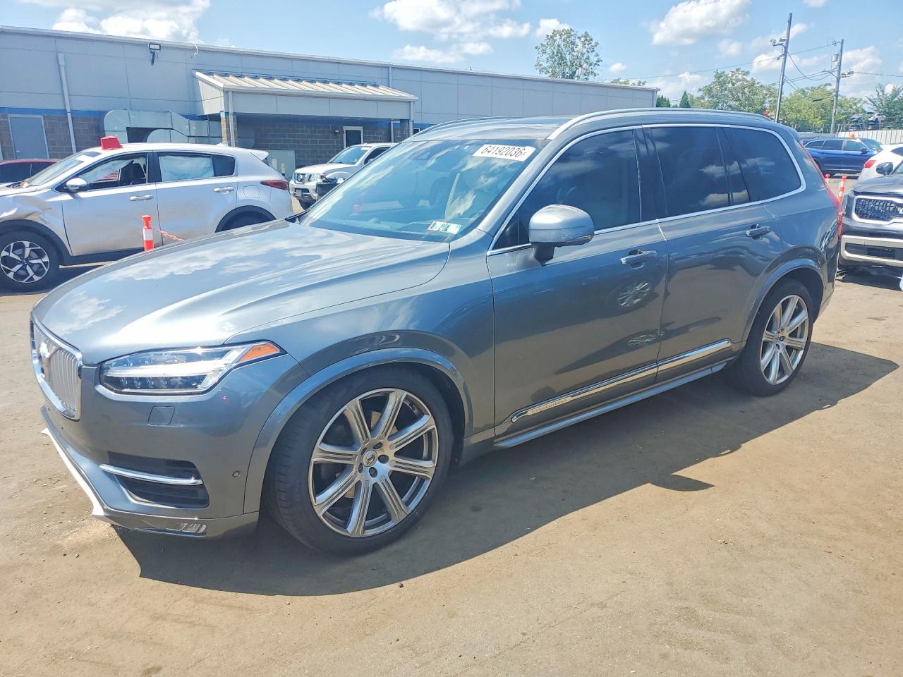 YV4A22PL4H1187773 · 2017 VOLVO XC90