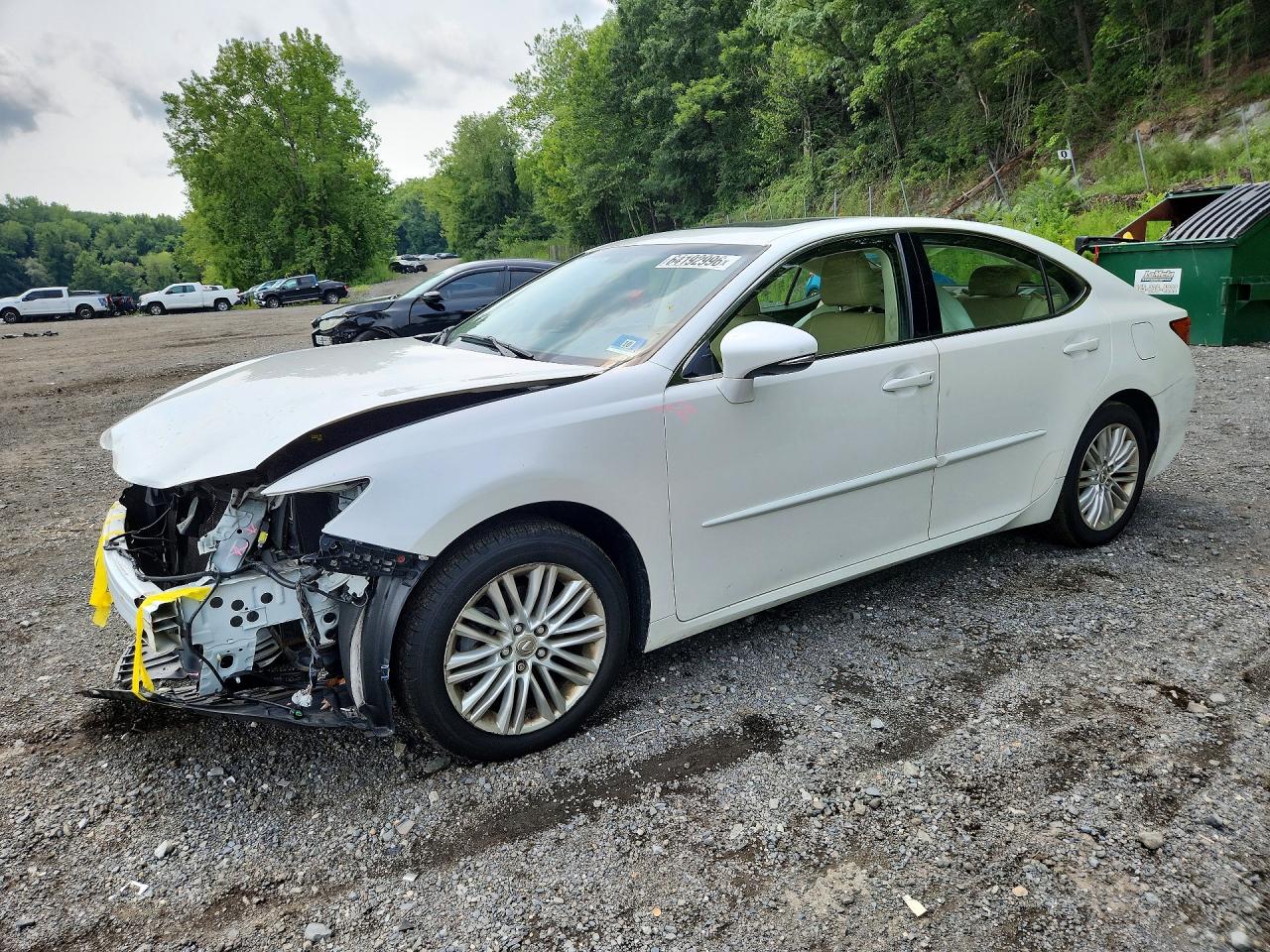 JTHBK1GGXF2152066 · 2015 LEXUS ES