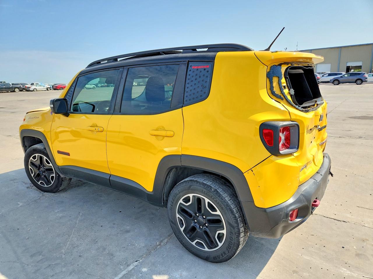 ZACCJBCT1GPE18535 · 2016 JEEP RENEGADE · 2/13