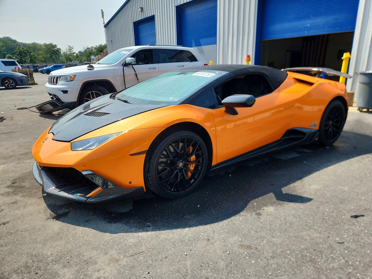ZHWUR1ZF2HLA05614 · 2017 LAMBORGHINI HURACAN