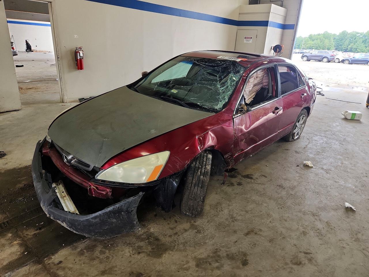1HGCM66524A044932 · 2004 HONDA ACCORD