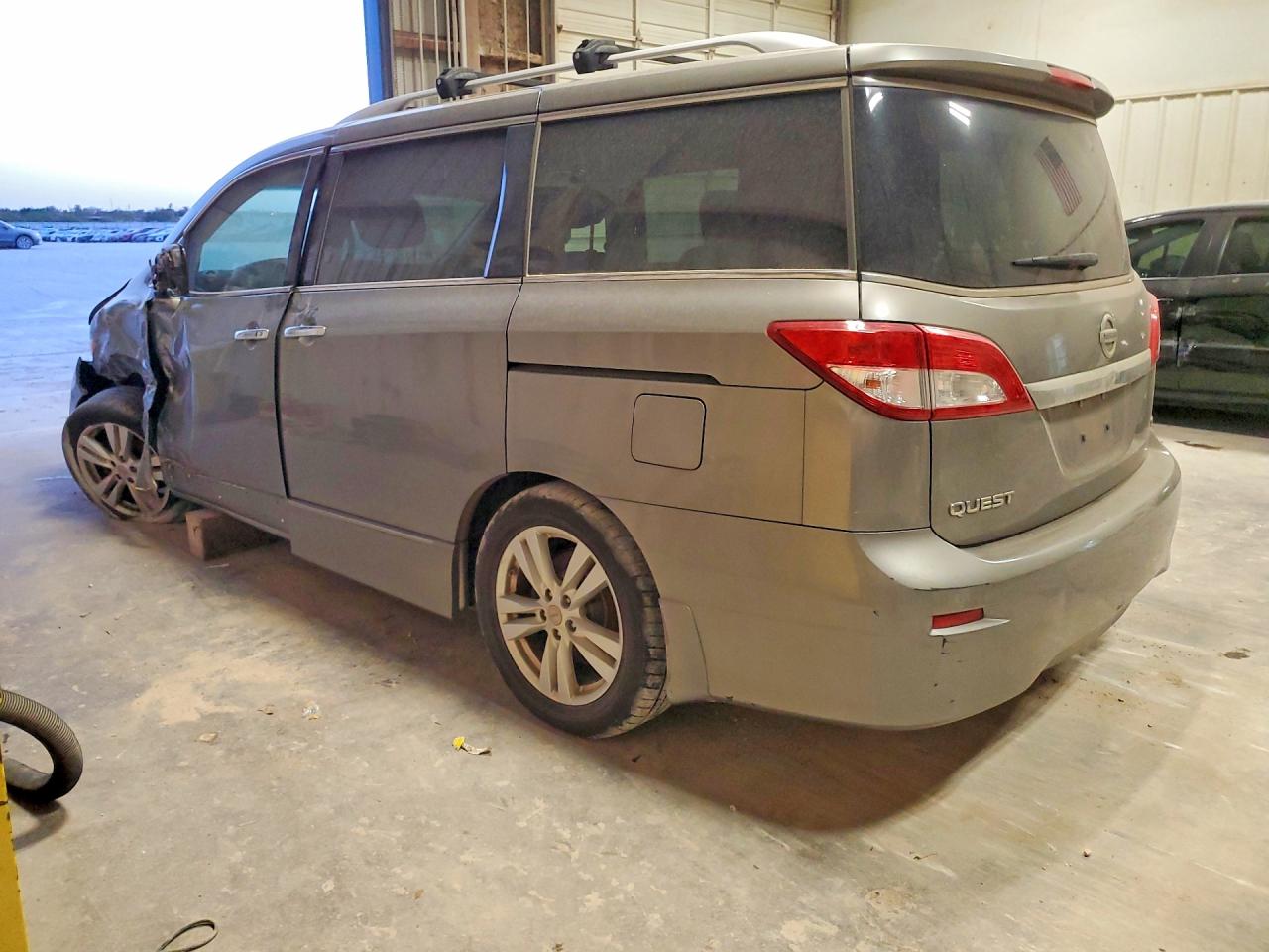 JN8AE2KP1D9062282 · 2013 NISSAN QUEST · 2/13