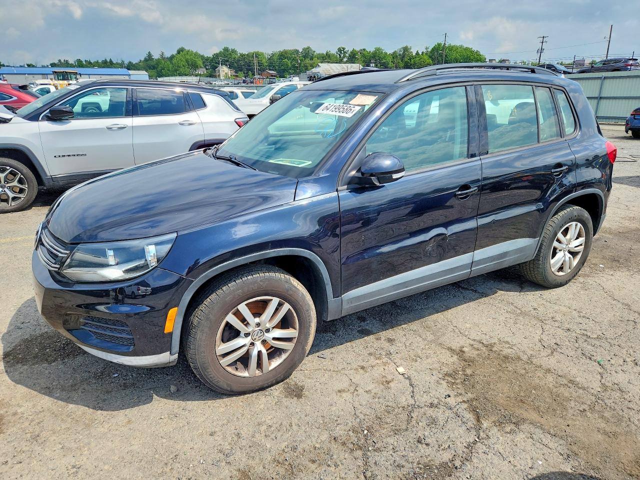 WVGBV7AX4GW579463 · 2016 VOLKSWAGEN TIGUAN