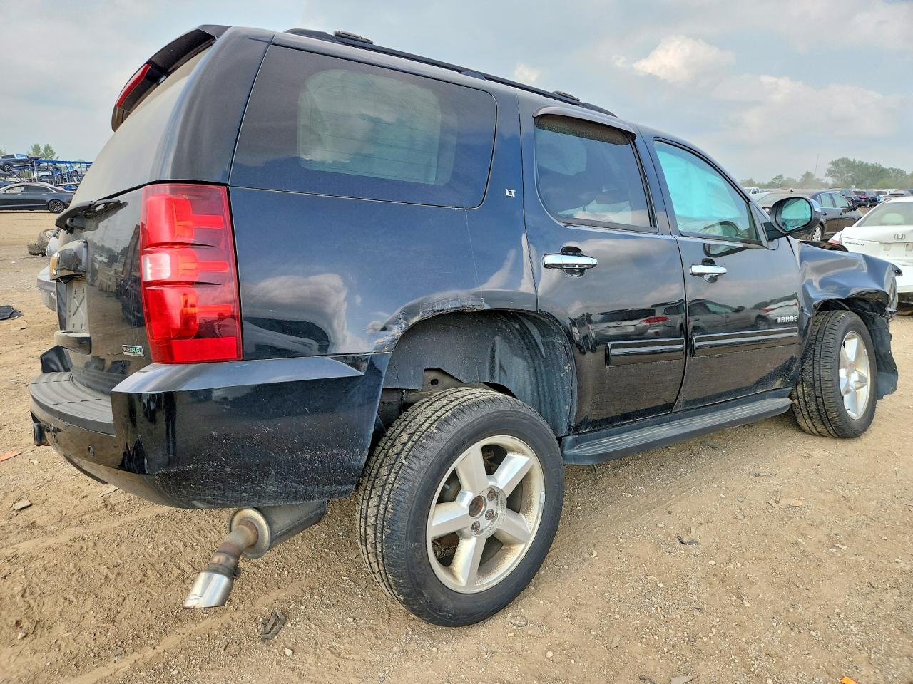 1GNSKBE09CR273145 · 2012 CHEVROLET TAHOE · 3/13