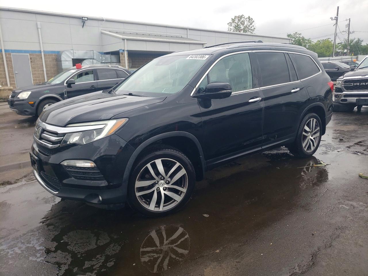 5FNYF6H98GB123015 · 2016 HONDA PILOT
