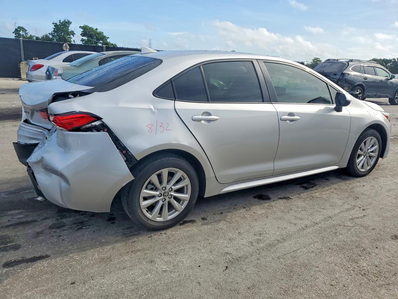 JTDBCMFE9SJ046319 · 2025 TOYOTA COROLLA HYBRID · 3/12