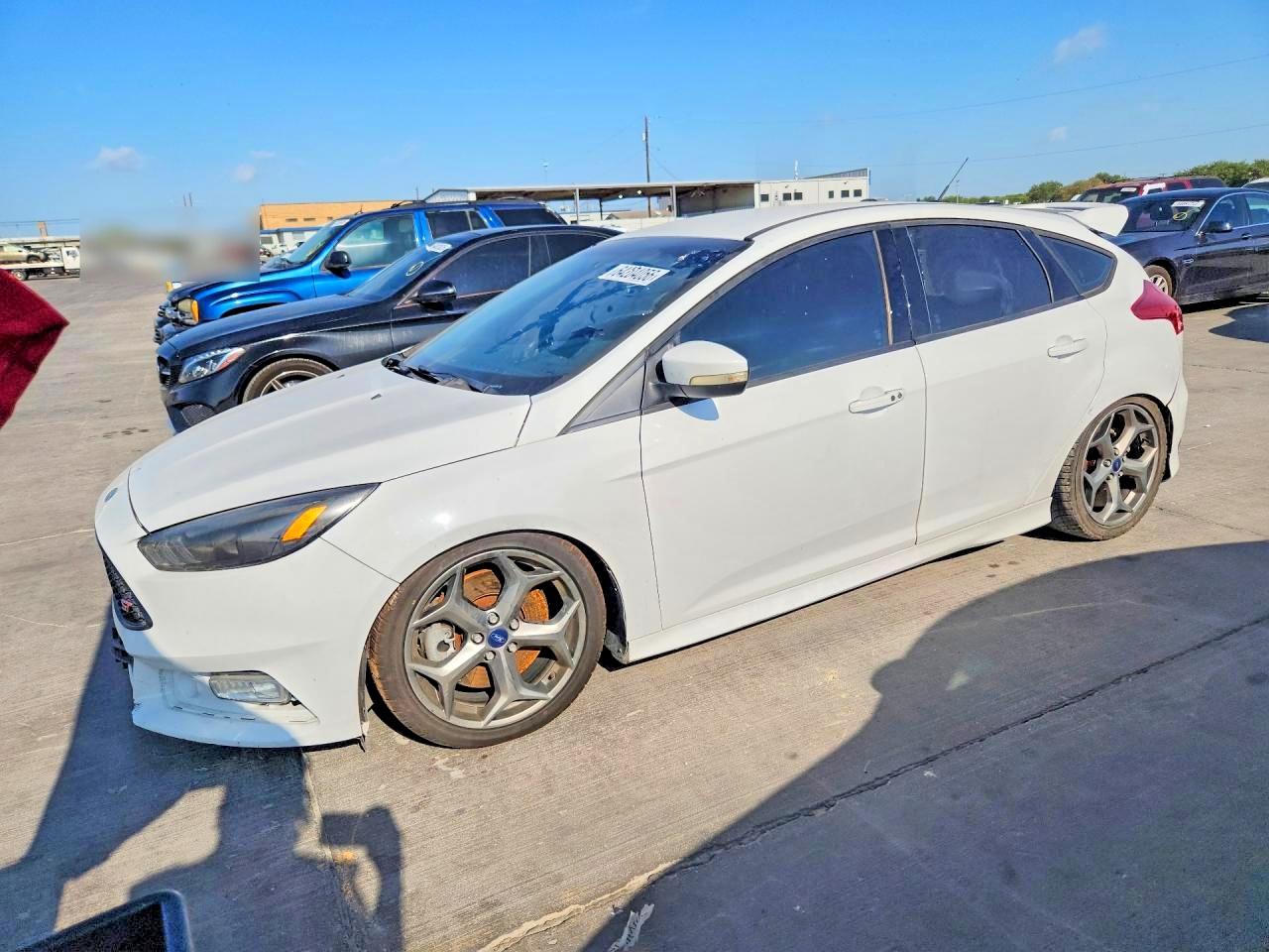 1FADP3L96JL213470 · 2018 FORD FOCUS