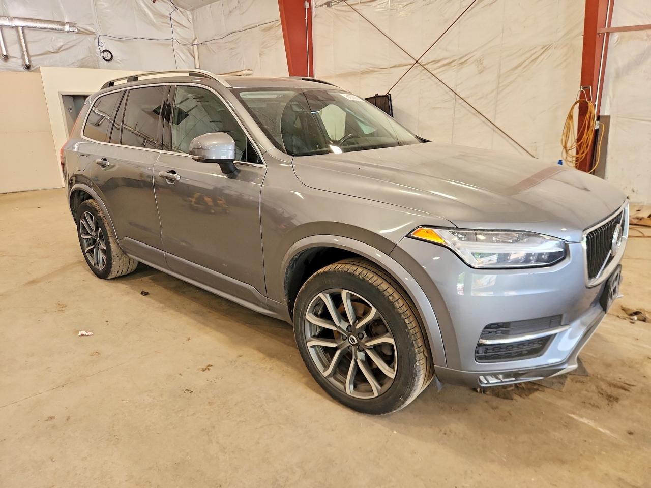 YV4A22PK4K1516096 · 2019 VOLVO XC90 · 4/13