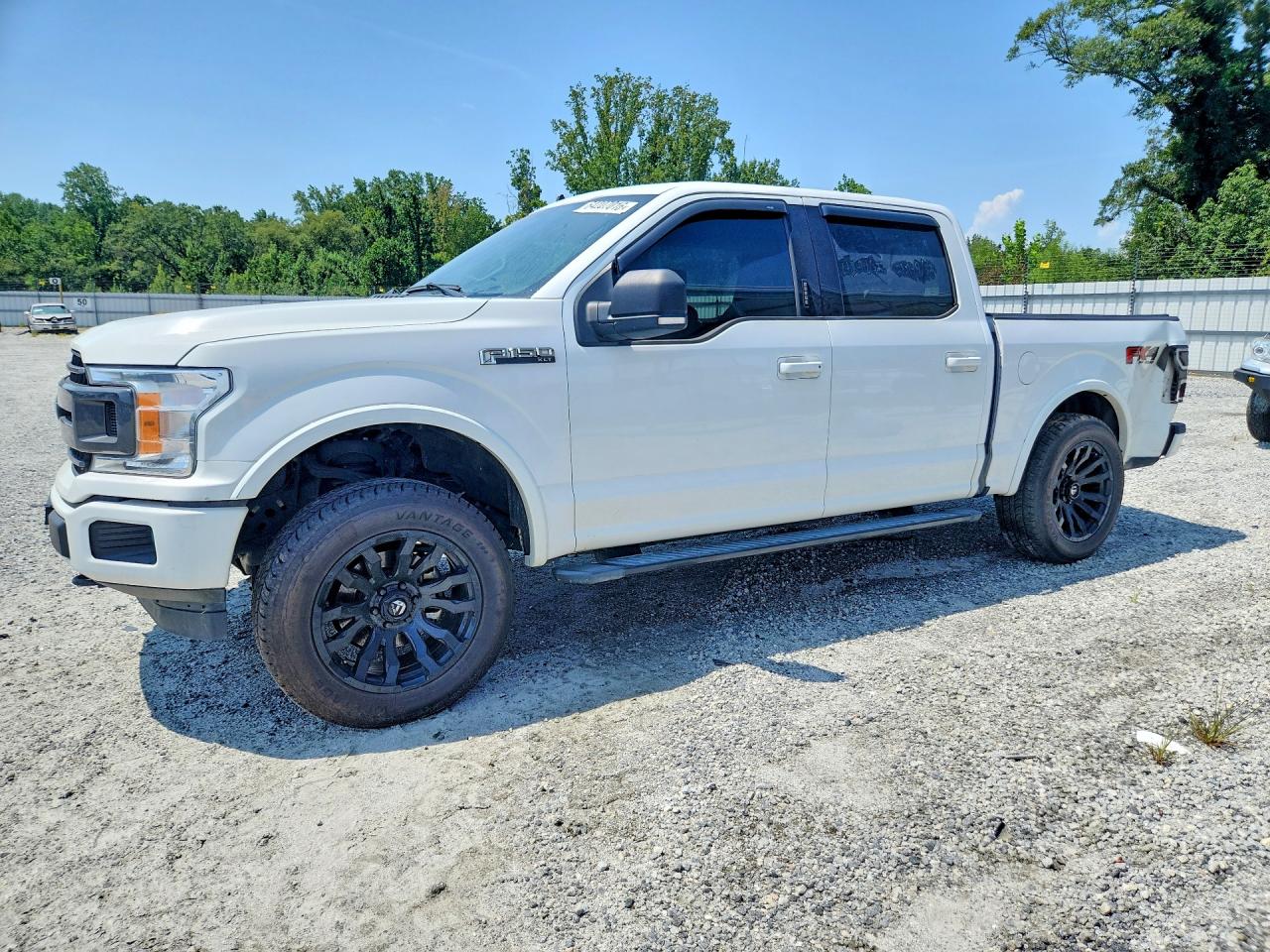 1FTEW1E41KKF08801 · 2019 FORD F150