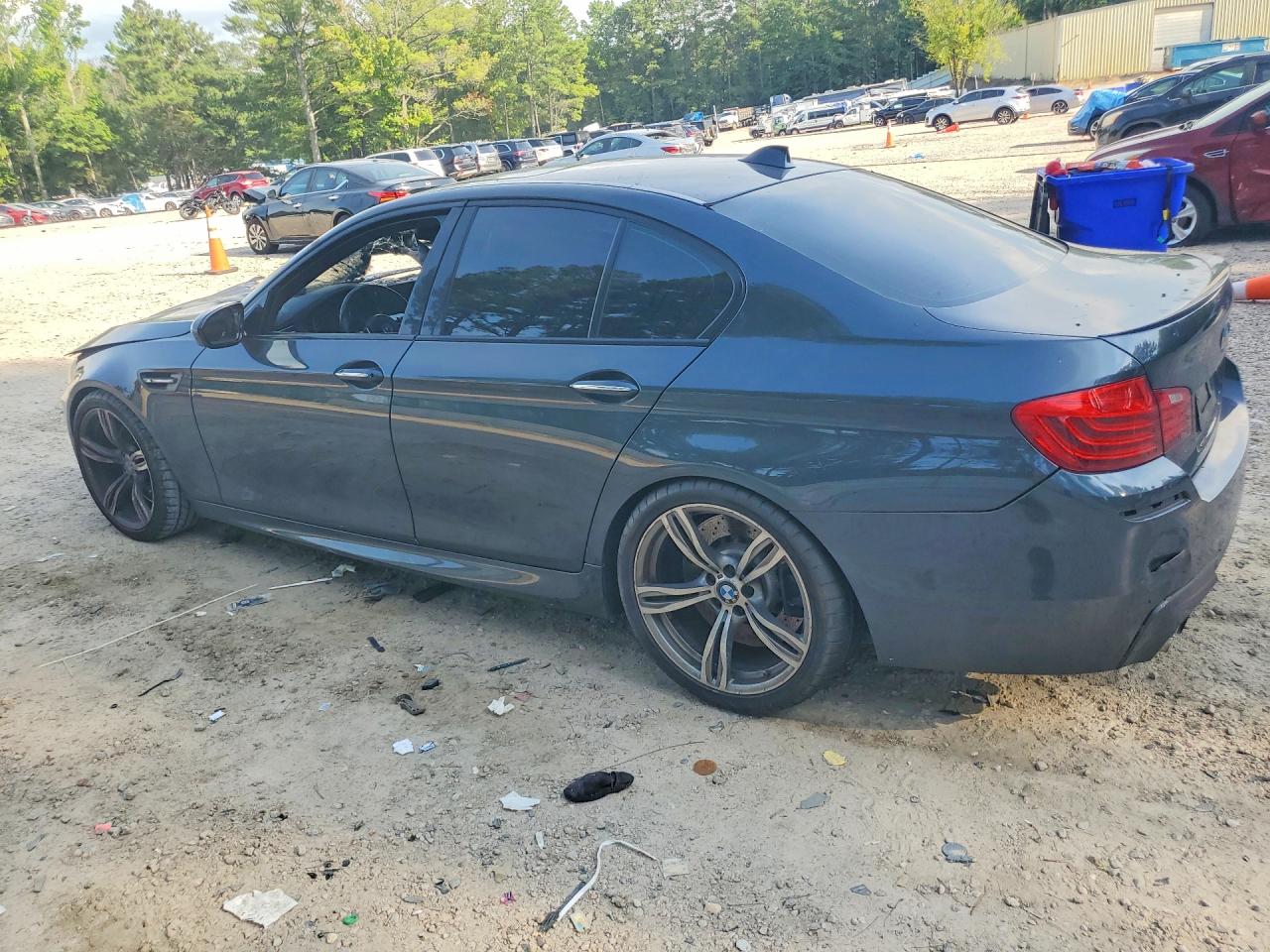 WBSFV9C53ED593465 · 2014 BMW M5 · 2/12