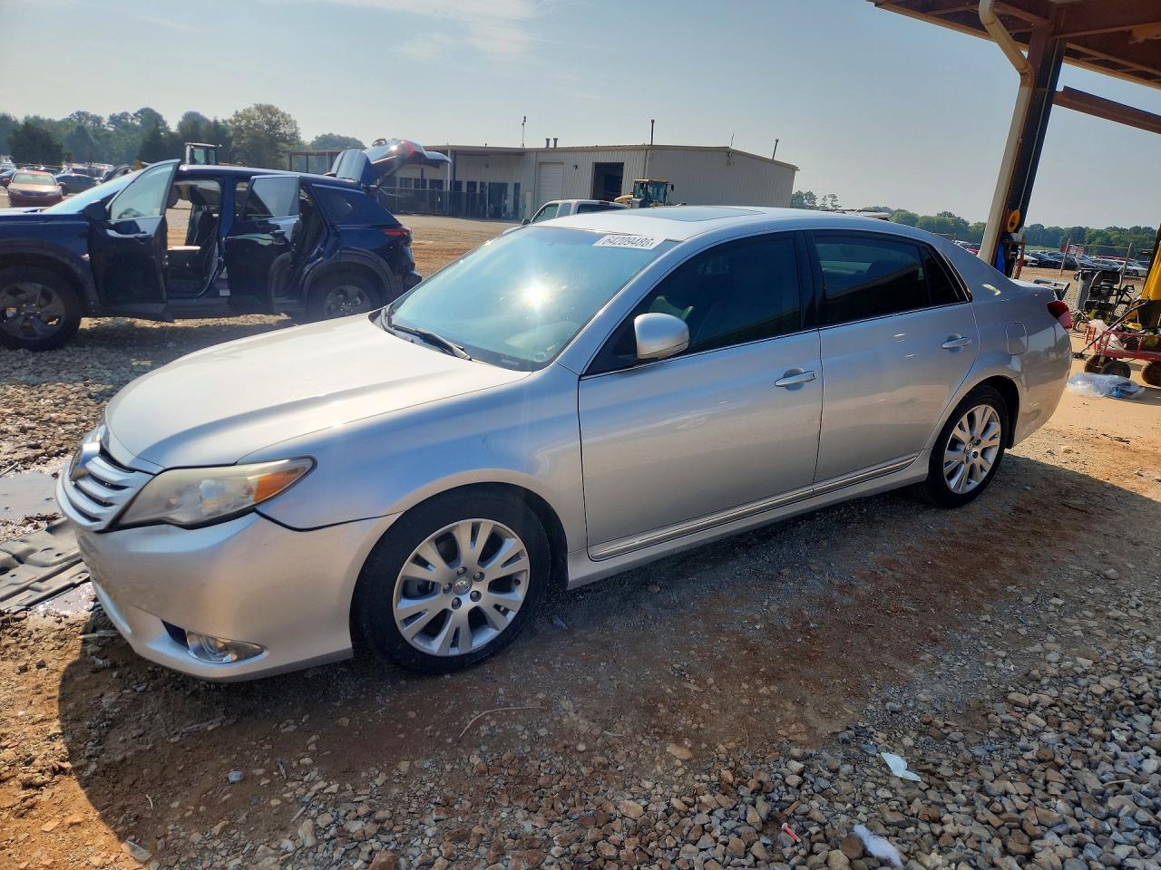 4T1BK3DB9BU371018 · 2011 TOYOTA AVALON