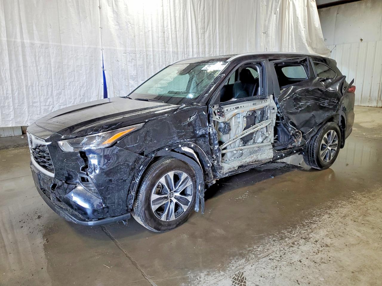 5TDKDRBHXTS601759 · 2026 TOYOTA HIGHLANDER