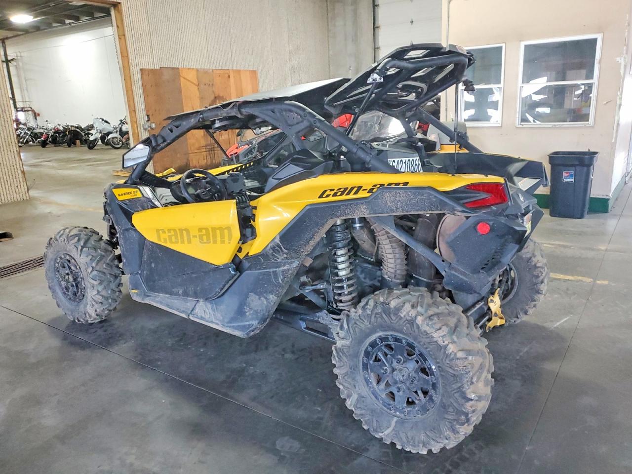 3JBVDAW4XJK000367 · 2018 CAN-AM MAVERICK X3 · 3/10