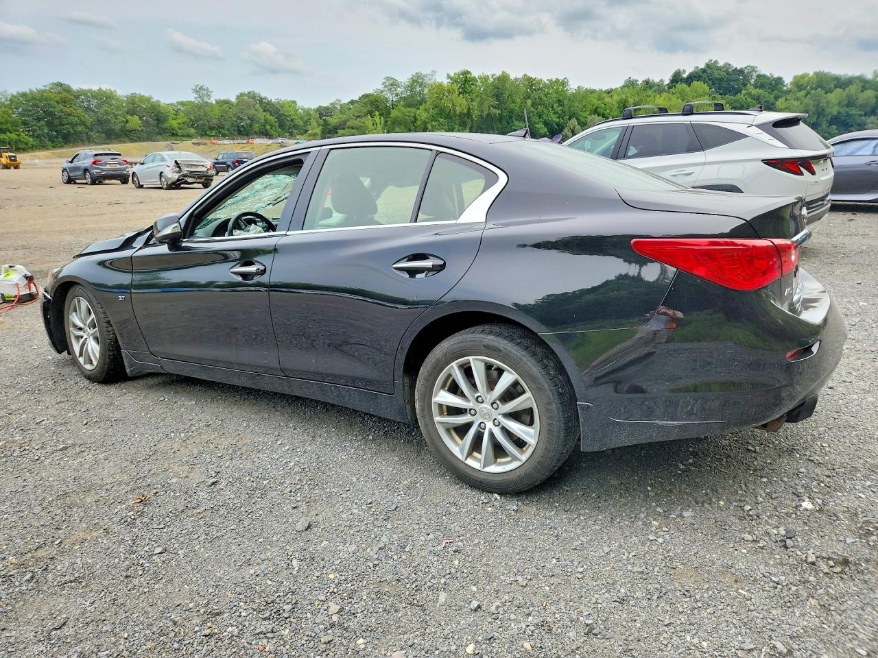 JN1BV7AR6FM390140 · 2015 INFINITI Q50 · 2/12