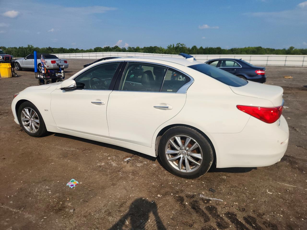 JN1EV7AR5HM835323 · 2017 INFINITI Q50 · 2/12