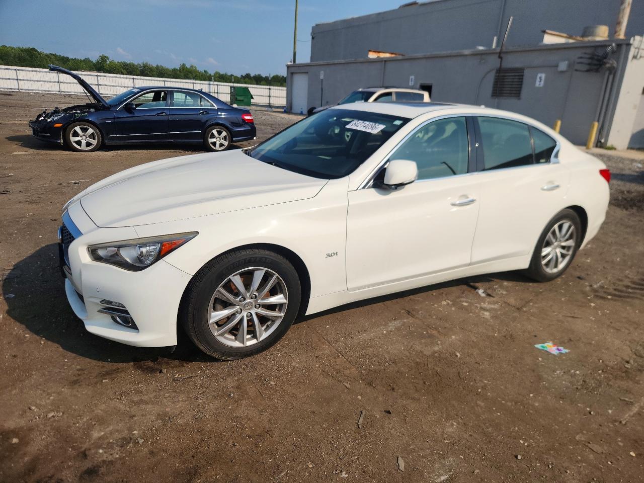 JN1EV7AR5HM835323 · 2017 INFINITI Q50