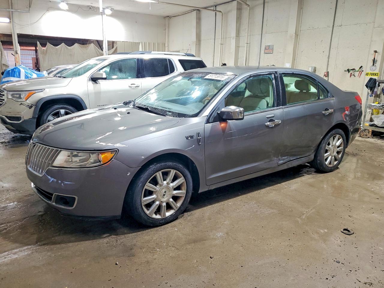 3LNHL2GC3CR806422 · 2012 LINCOLN MKZ