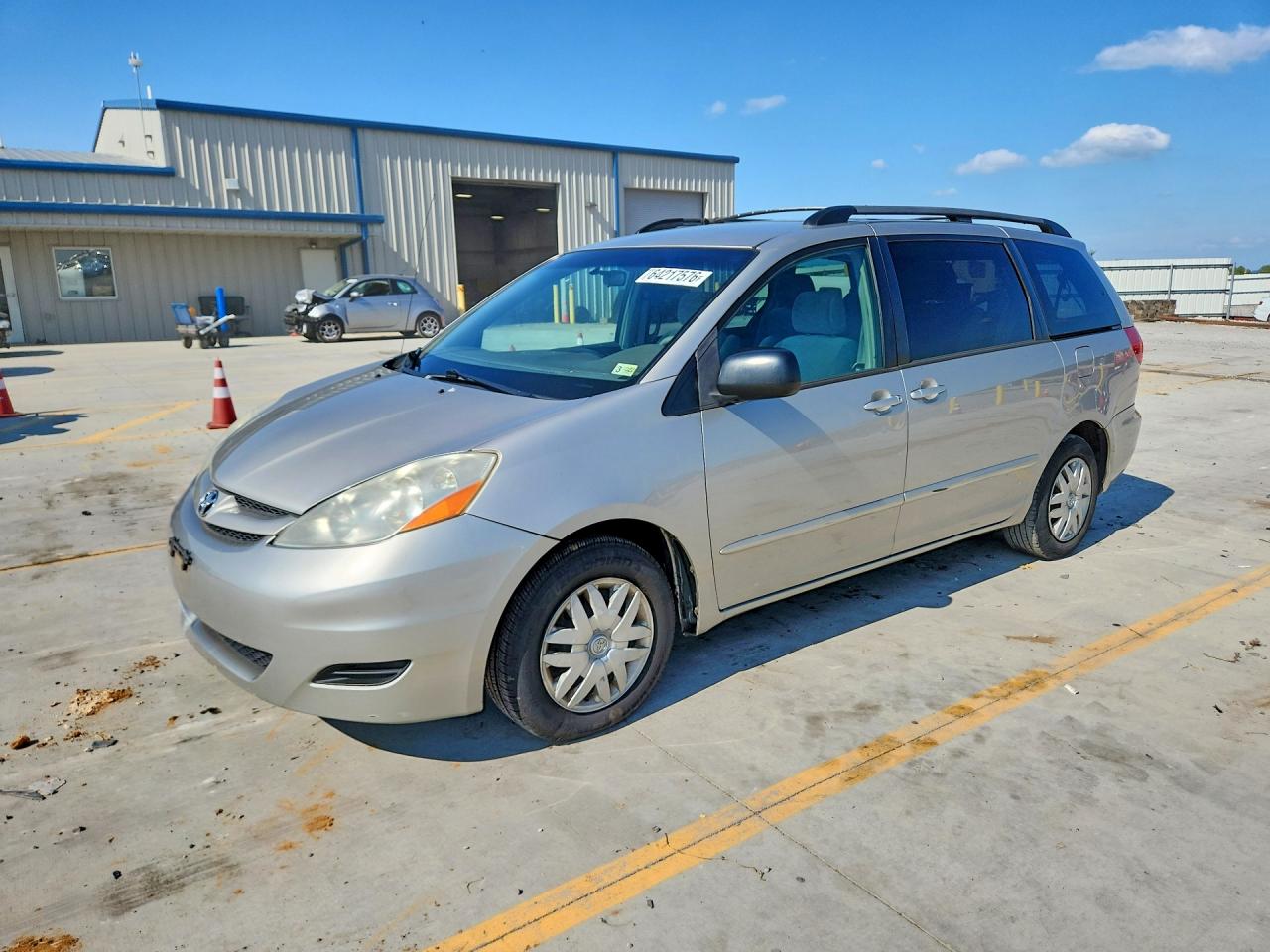5TDZK23C38S164337 · 2008 TOYOTA SIENNA