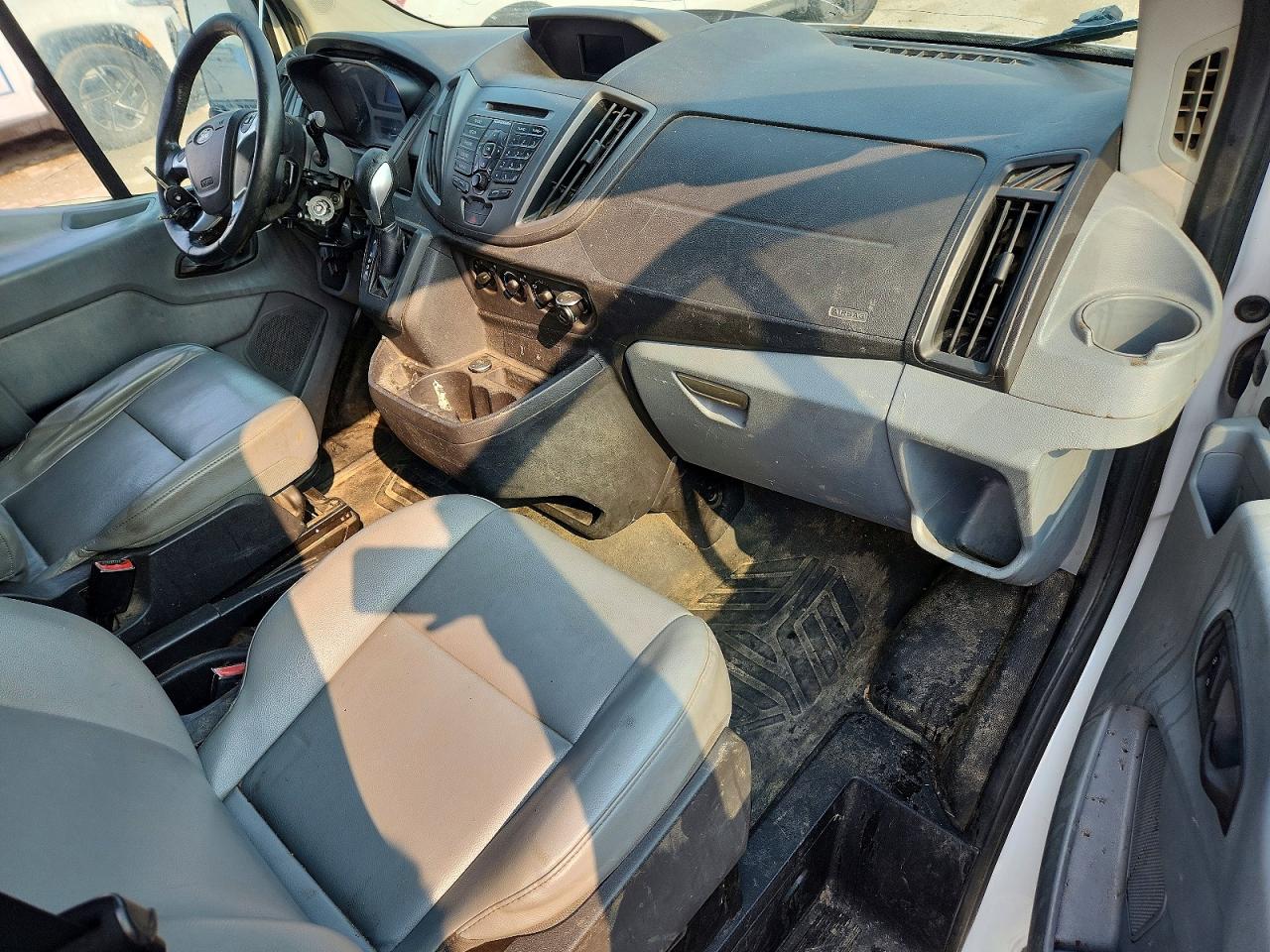 1FTNR2CM9FKA30939 · 2015 FORD TRANSIT · 8/12