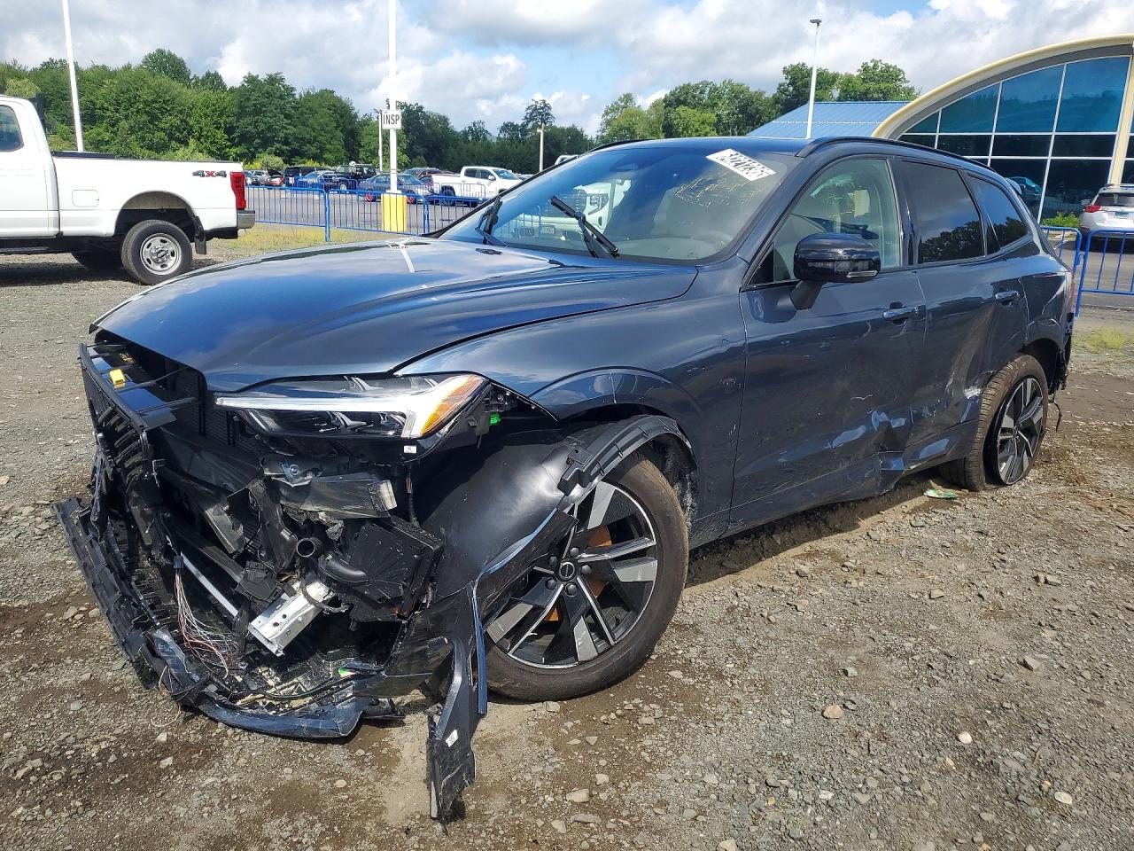 YV4M12RC3T1480909 · 2026 VOLVO XC60