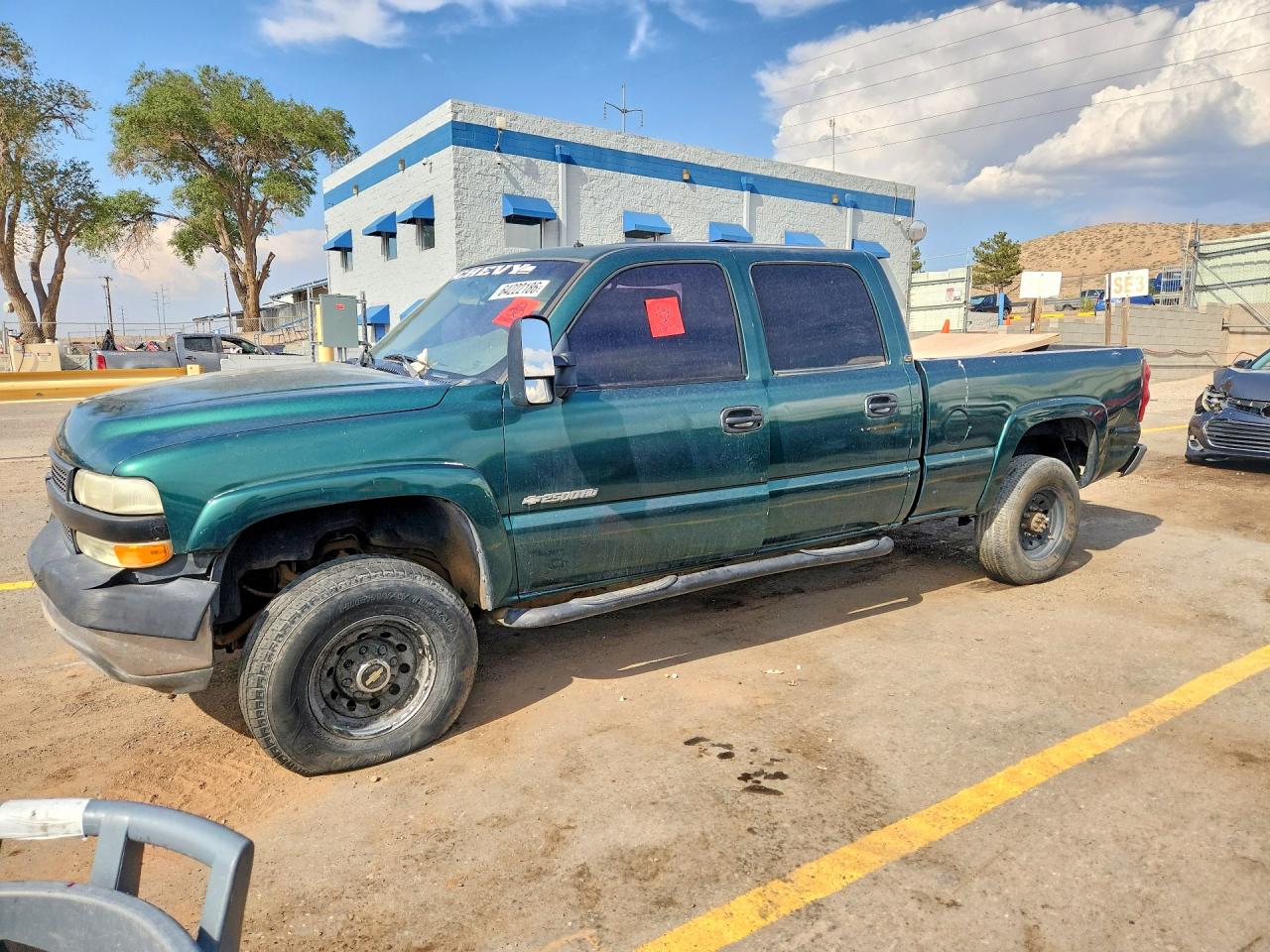 1GCHK23GX1F122137 · 2001 CHEVROLET SILVERADO