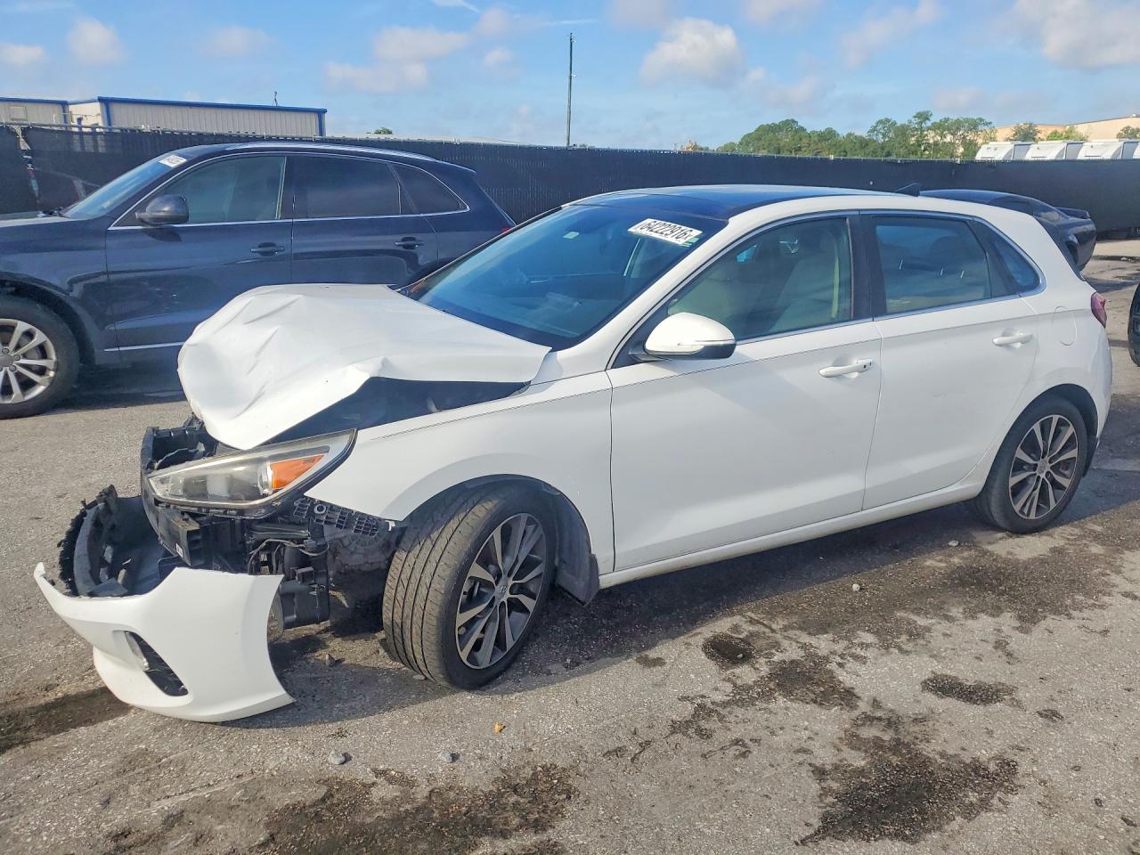 KMHH35LE1KU118516 · 2019 HYUNDAI ELANTRA GT