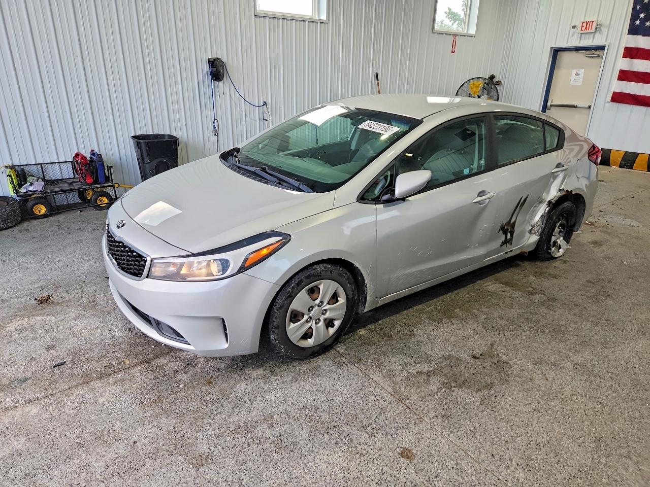 3KPFK4A71JE277305 · 2018 KIA FORTE