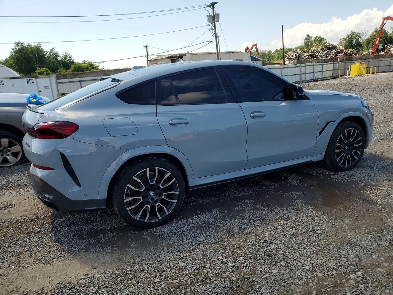 5UX43EX04R9S83263 · 2024 BMW X6 · 3/14