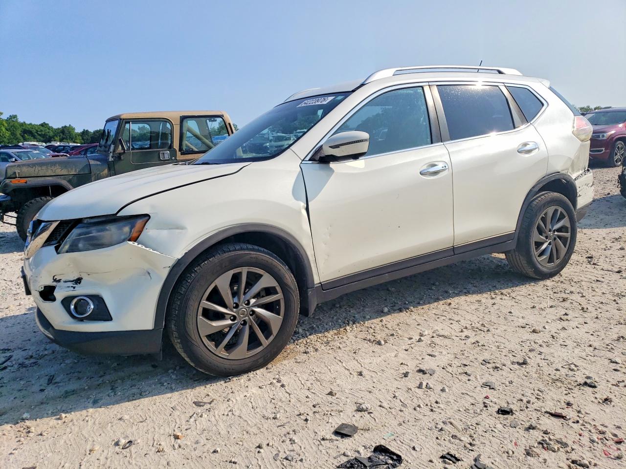 2016 NISSAN ROGUE