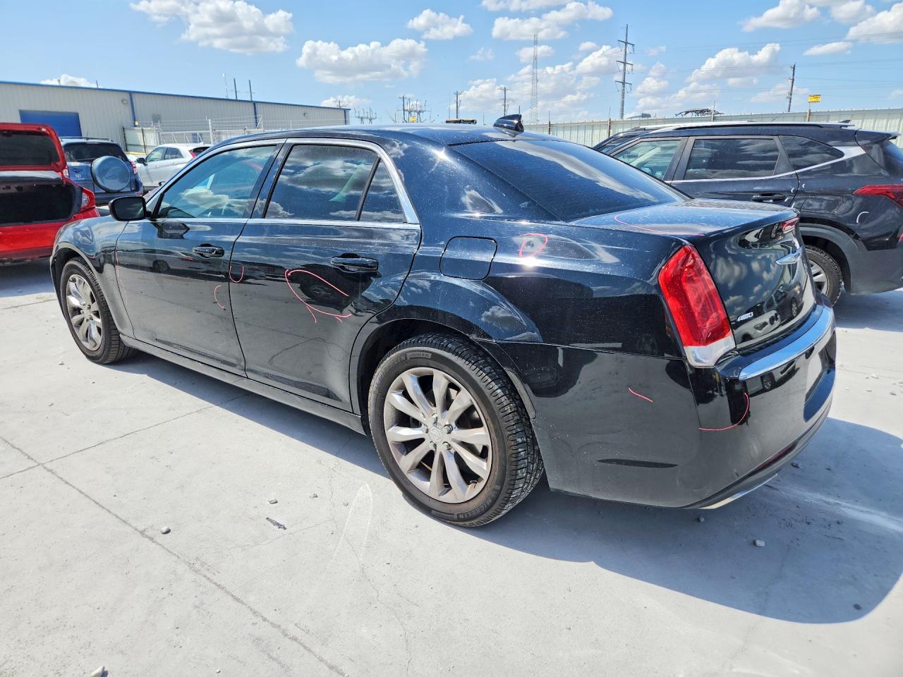2C3CCARG3FH876399 · 2015 CHRYSLER 300 · 2/12