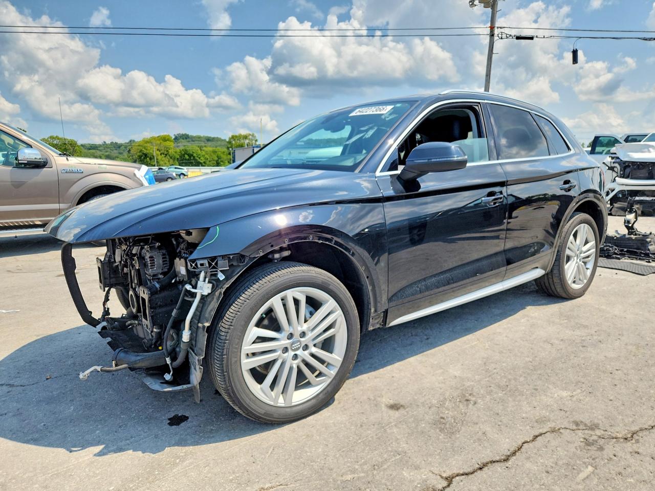WA1BNAFY9K2133502 · 2019 AUDI Q5