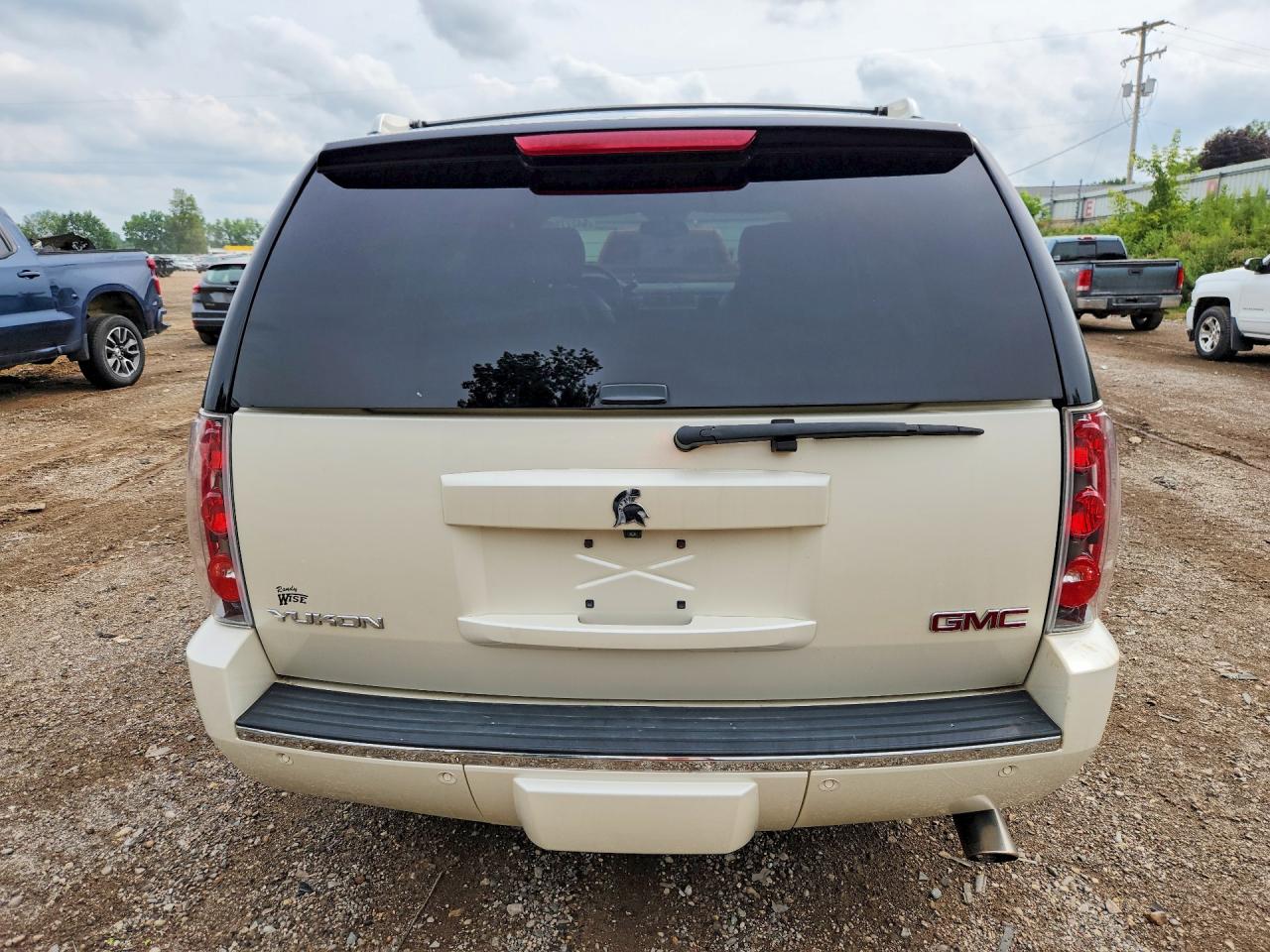 1GKS2EEF1DR341975 · 2013 GMC YUKON · 6/13