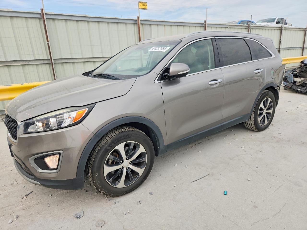 2016 KIA SORENTO