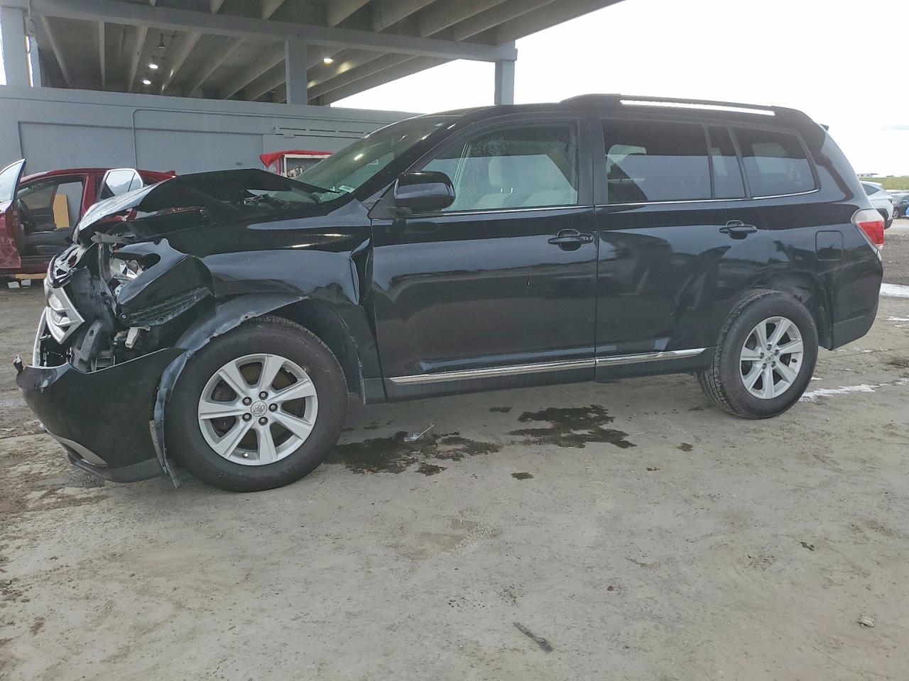 5TDZK3EH4DS129914 · 2013 TOYOTA HIGHLANDER