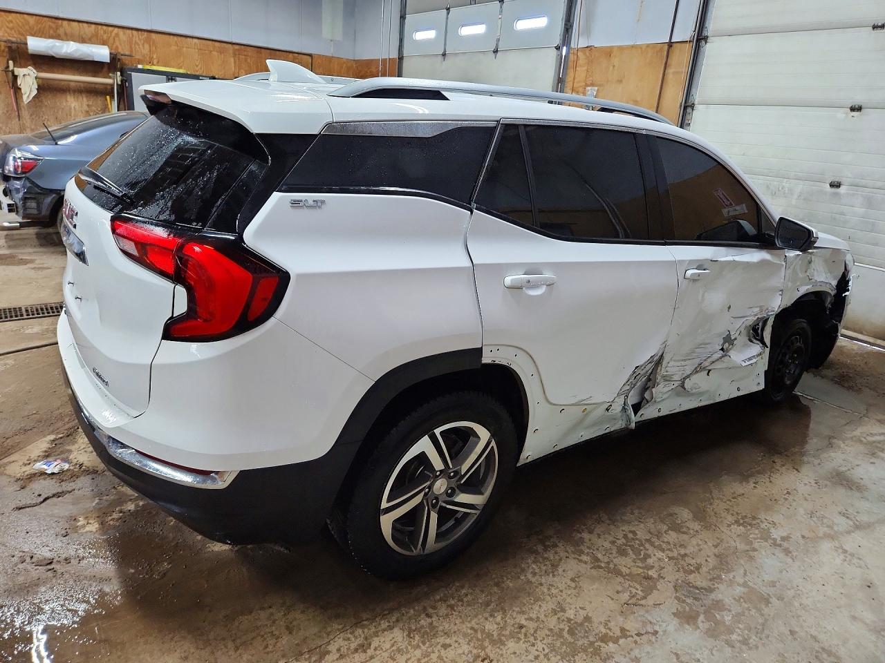 3GKALVEV2LL211922 · 2020 GMC TERRAIN · 3/13