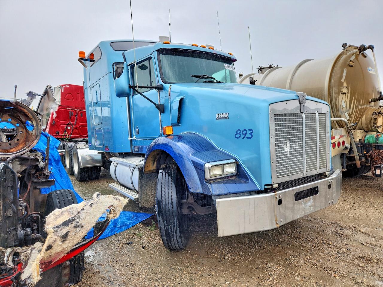1XKDDU9XXYJ844893 · 2000 KENWORTH CONSTRUCTION · 4/12