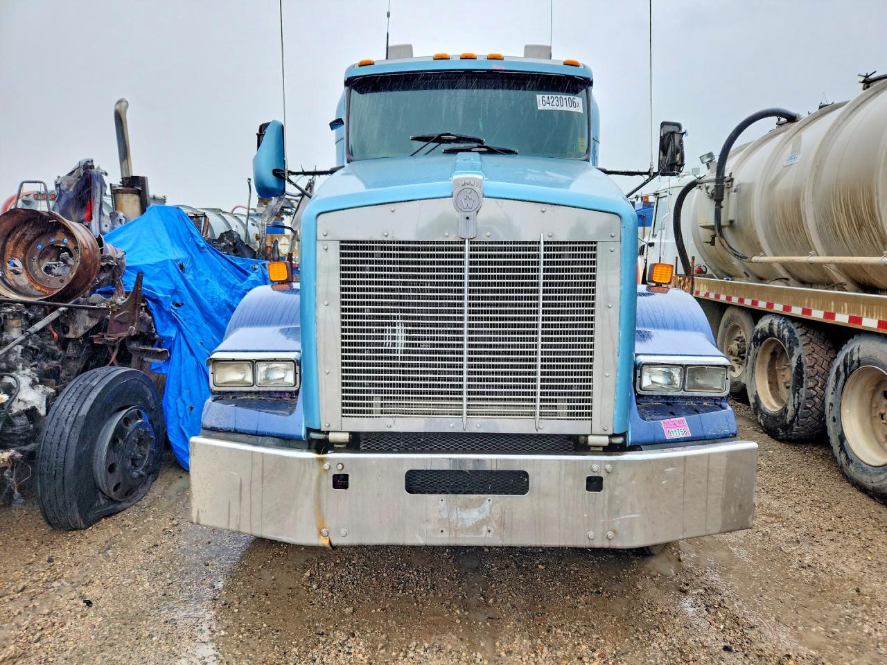 1XKDDU9XXYJ844893 · 2000 KENWORTH CONSTRUCTION · 5/12