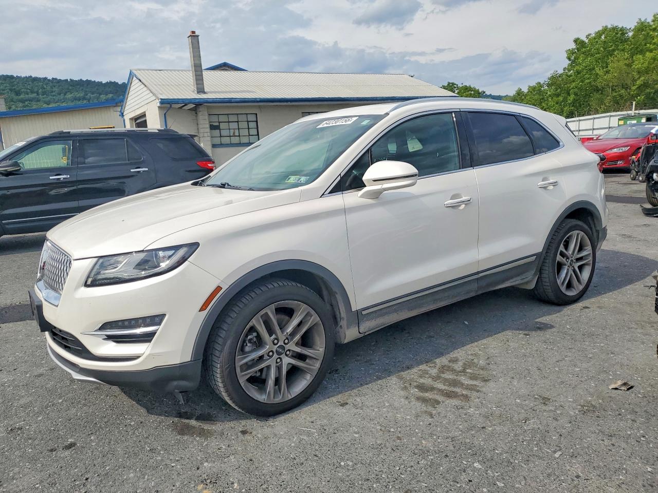 5LMCJ3D91KUL12952 · 2019 LINCOLN MKC