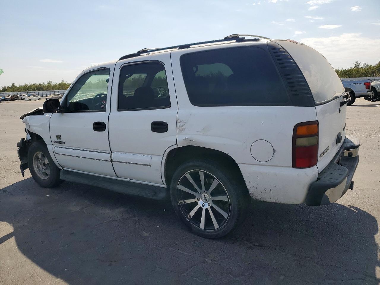 1GNEC13Z02R224193 · 2002 CHEVROLET TAHOE · 2/14
