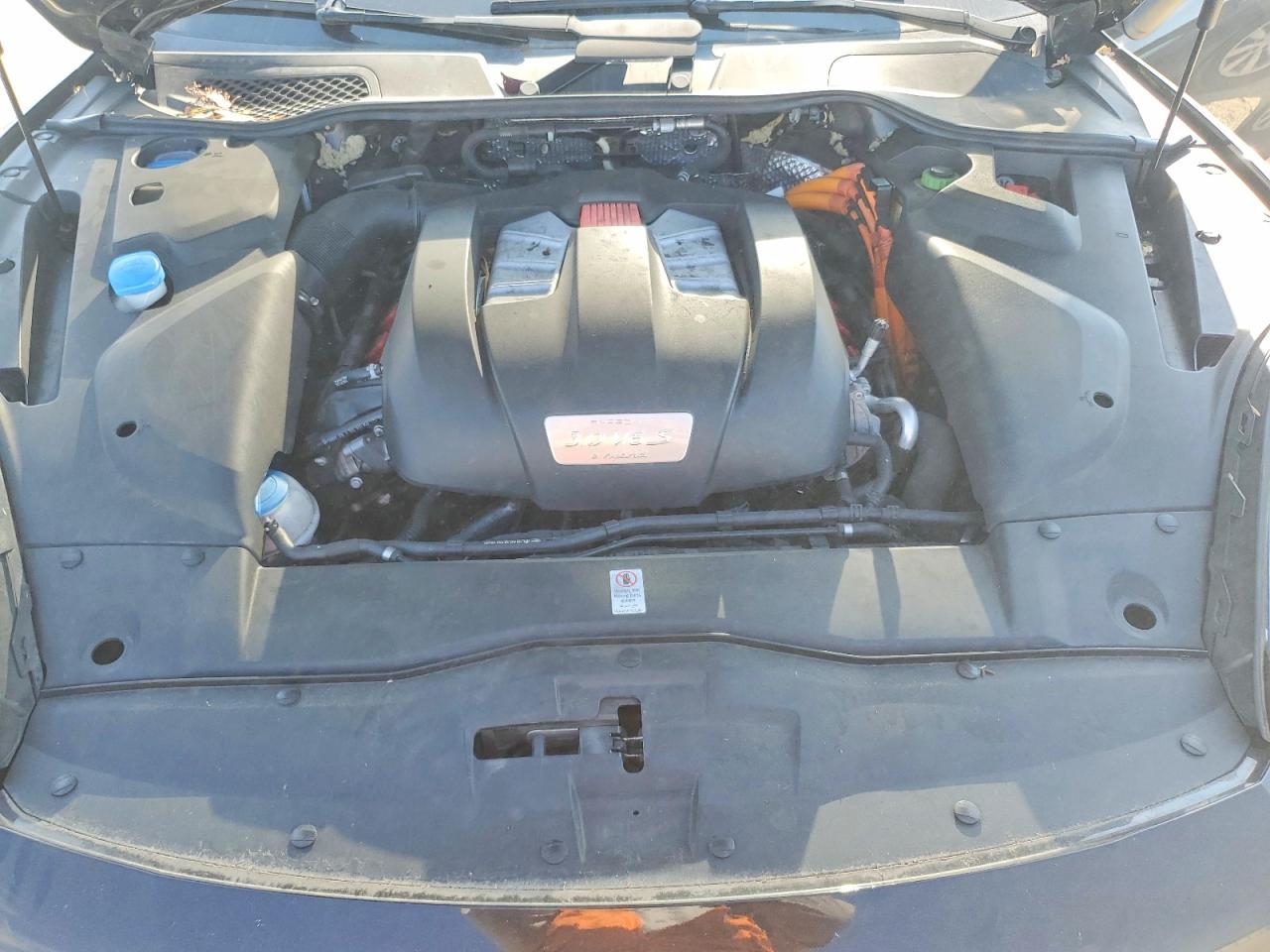 WP1AE2A27GLA62942 · 2016 PORSCHE CAYENNE · 12/14